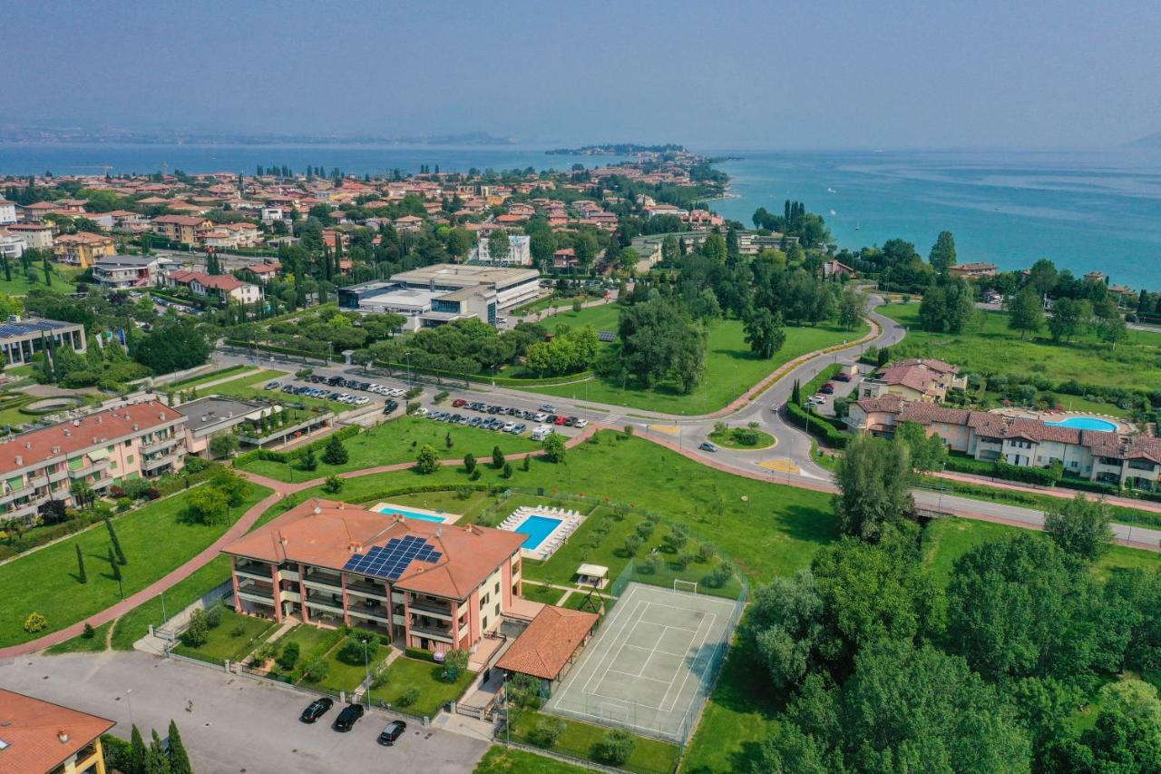 Residence Parco Sirmione Exterior photo